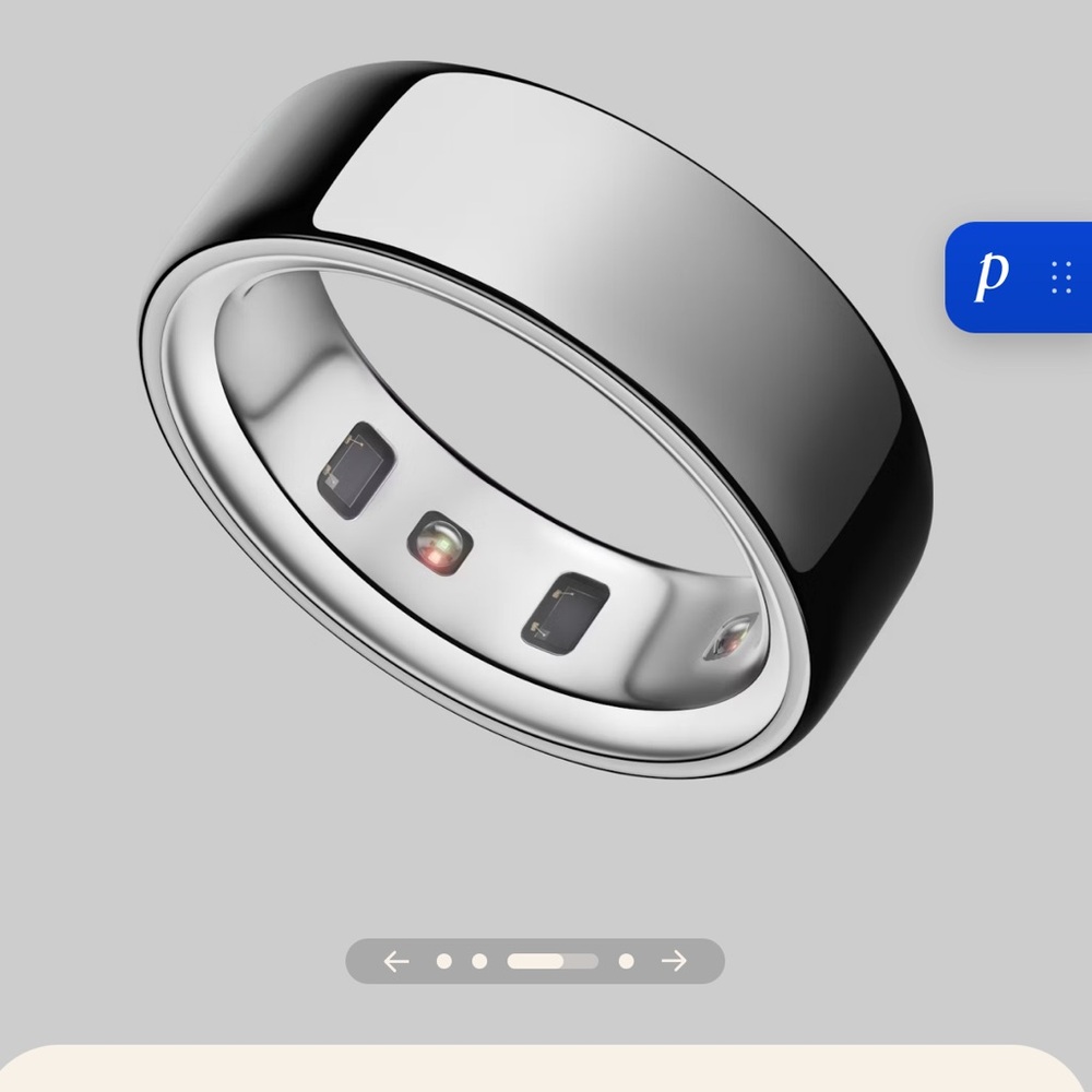 Oura Smart Ring in Polished Silver